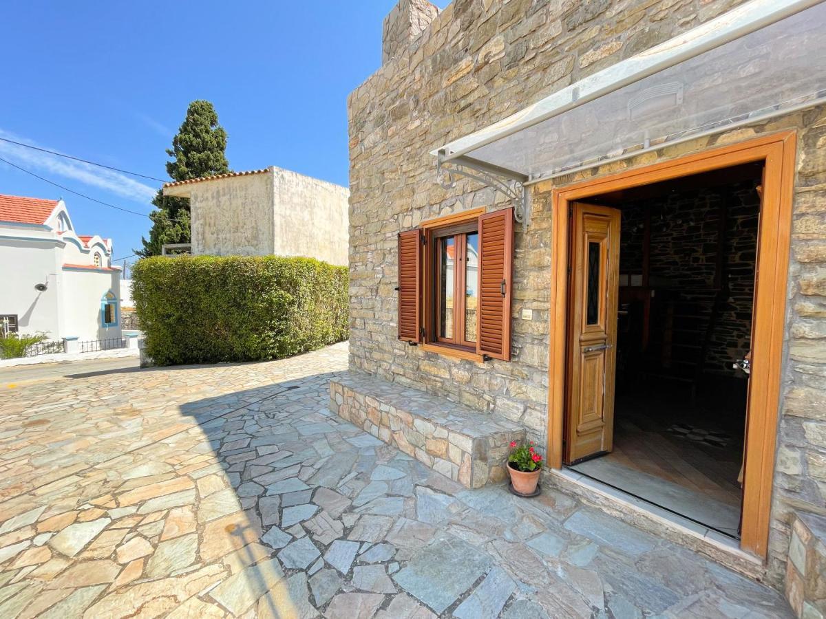 Echo Traditional House - ηχώ παραδοσιακό σπίτι Vakantiehuis Émbonas